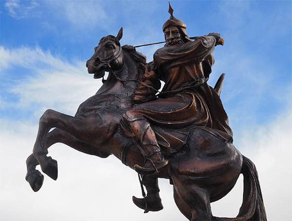 Statue of Saladin