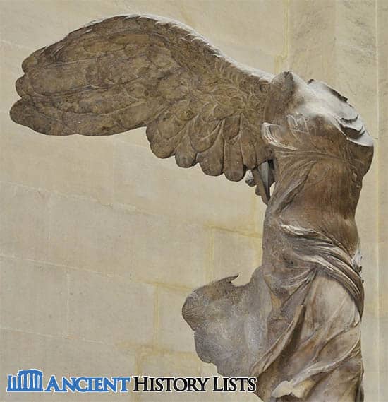 Winged Victory of Samothrace Statue