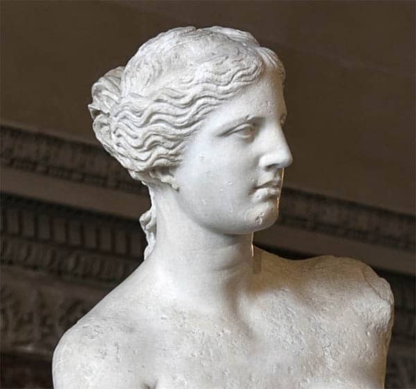 Venus De Milo Statue