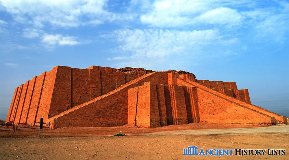 Ziggurat sumerian temple